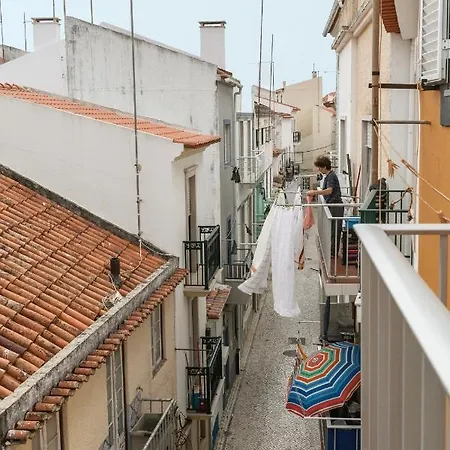 Apartment Alley *